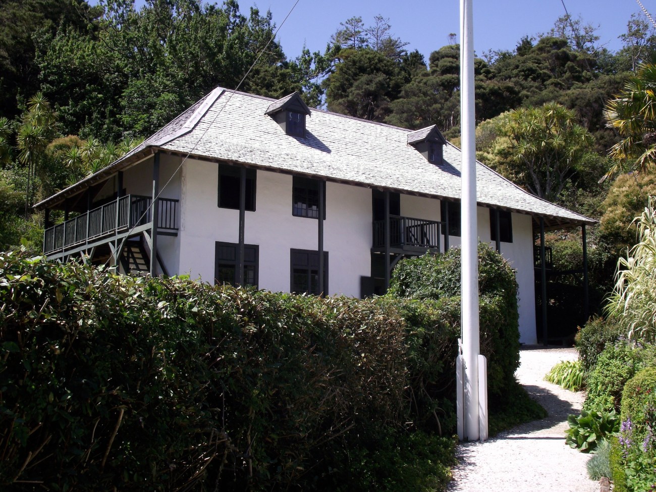 Pompallier House © Lemuel Lyes 2013