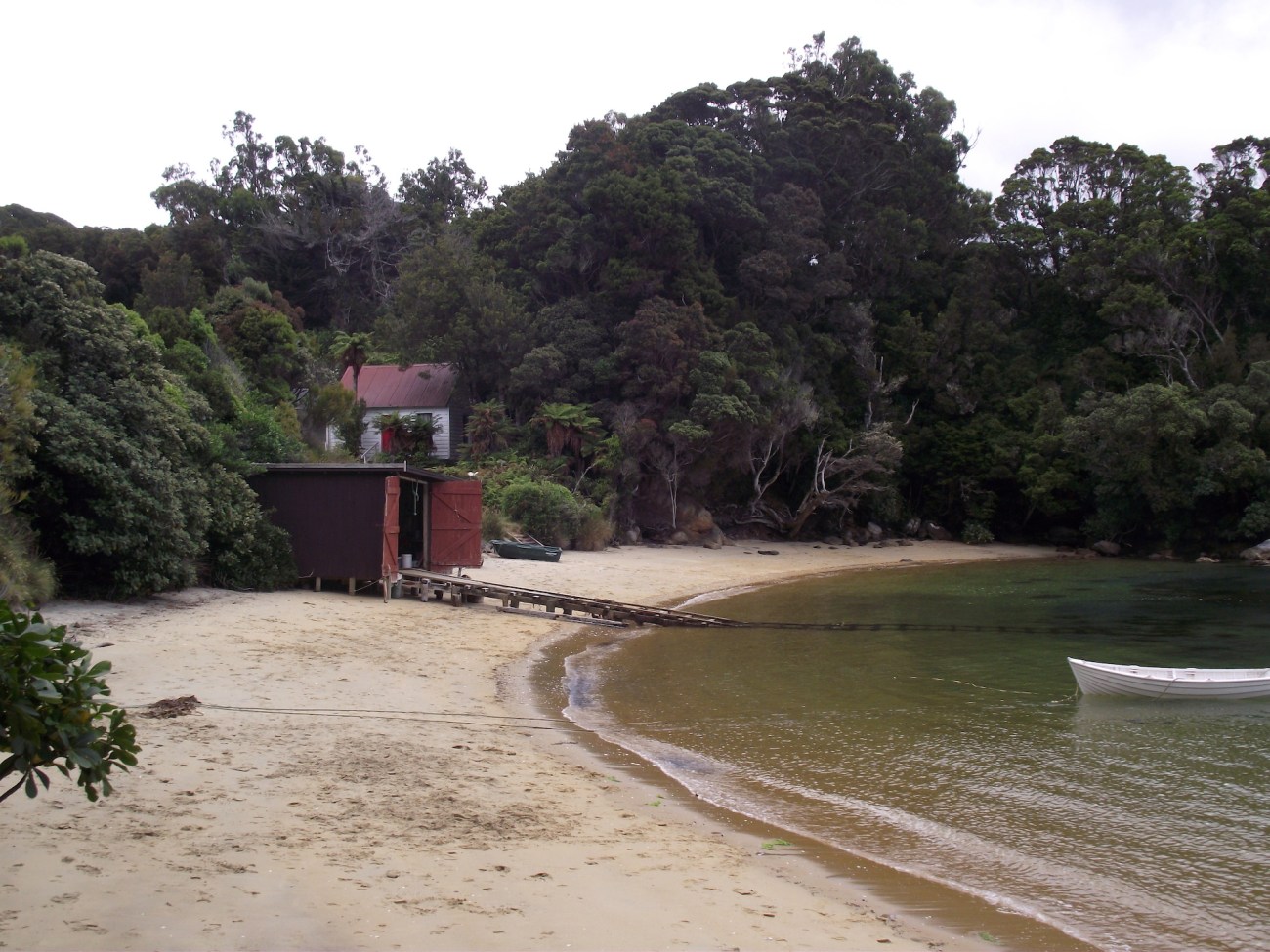 Post Office Bay, Ulva Island 2011 © Lemuel Lyes