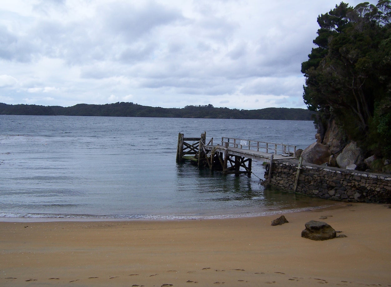 Post Office Bay, Ulva Island © Lemuel Lyes