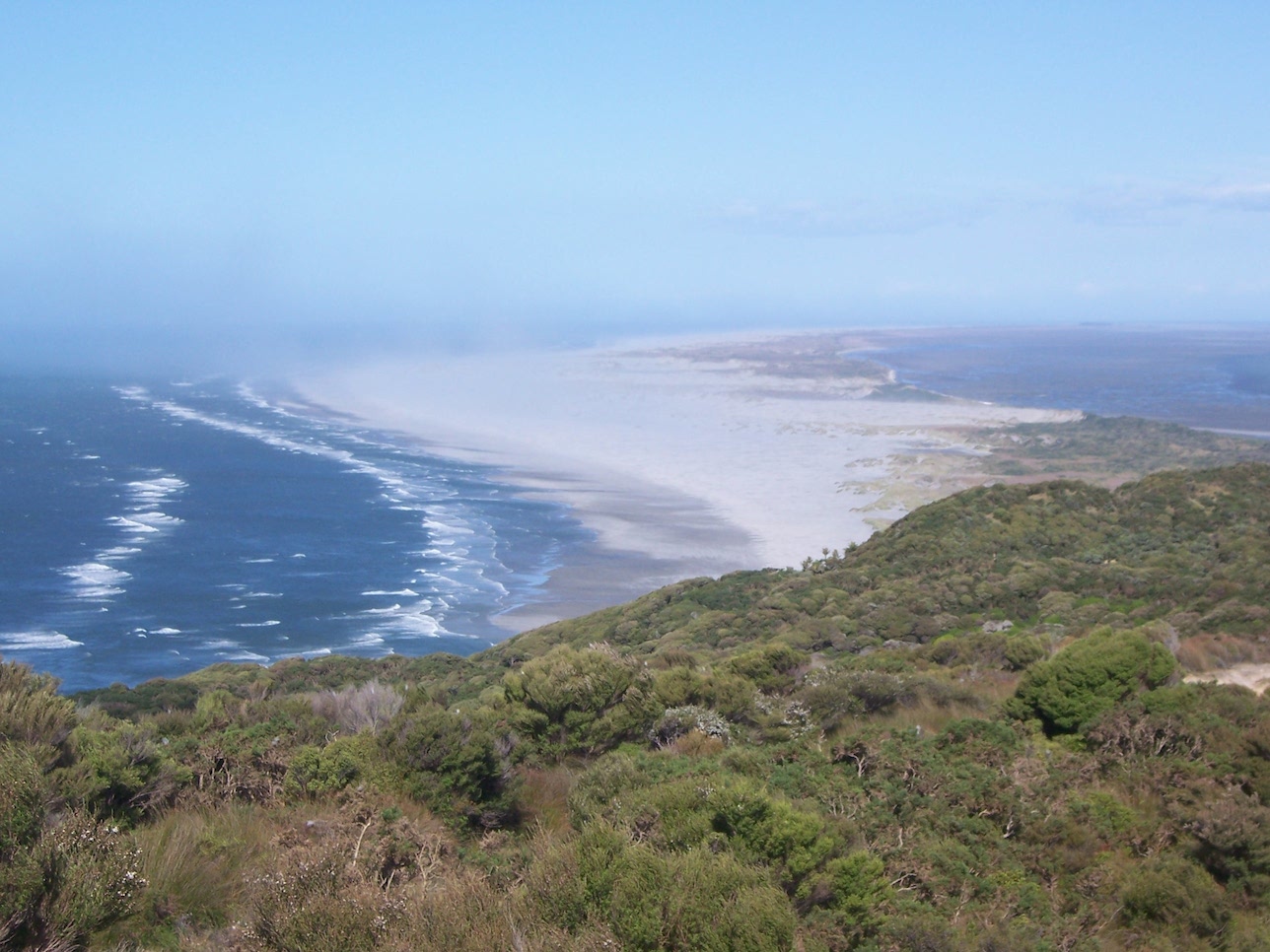 Farewell Spit © Lemuel Lyes