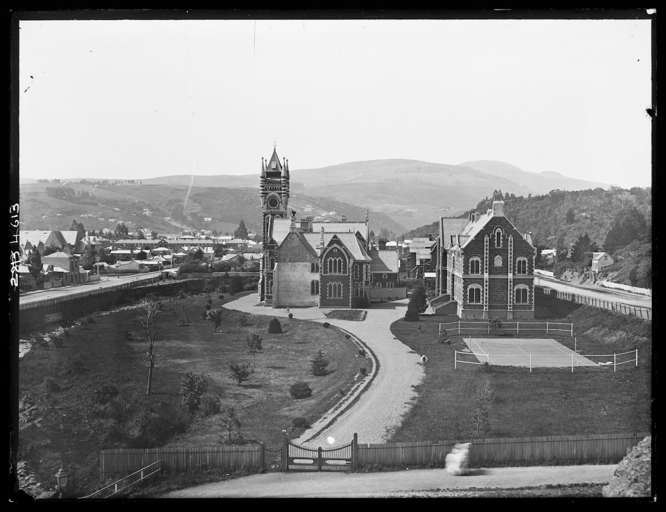 ma_i470178_tepapa_otago-university_full