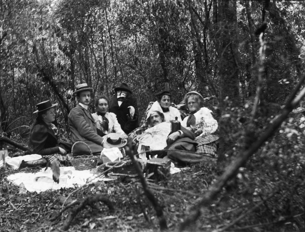 GPC01BD05PicnicintheBushE copy